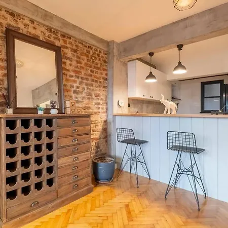 Apartament Cosy With Garden Balcony Stambuł